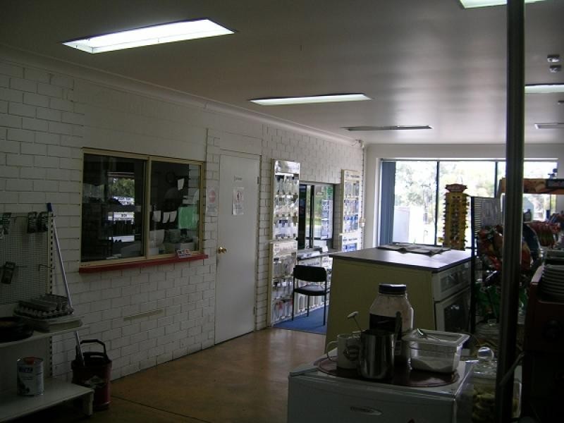 29 Railway Parade, Henty NSW 2658