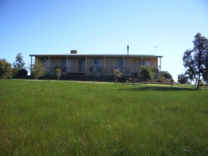 207 Parkins Road, Rutherglen VIC 3685