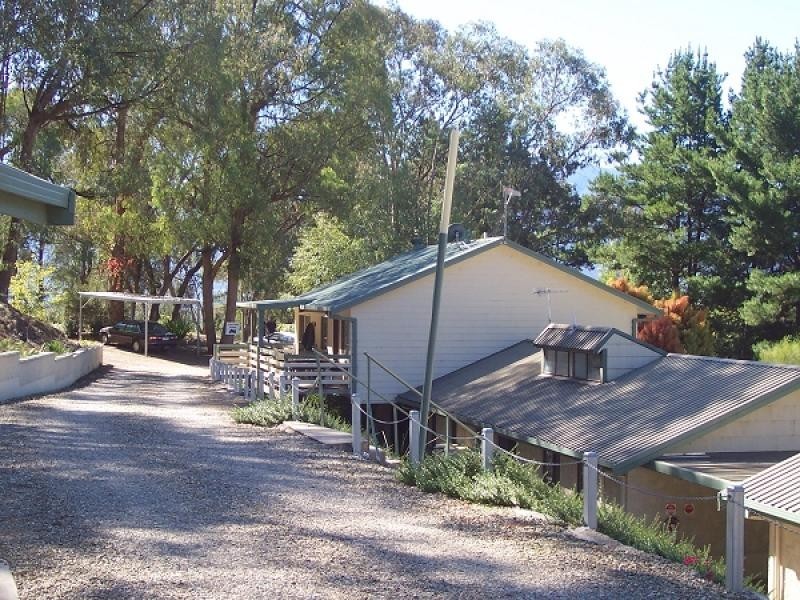 106 Simmonds Creek Road, Mount Beauty VIC 3699