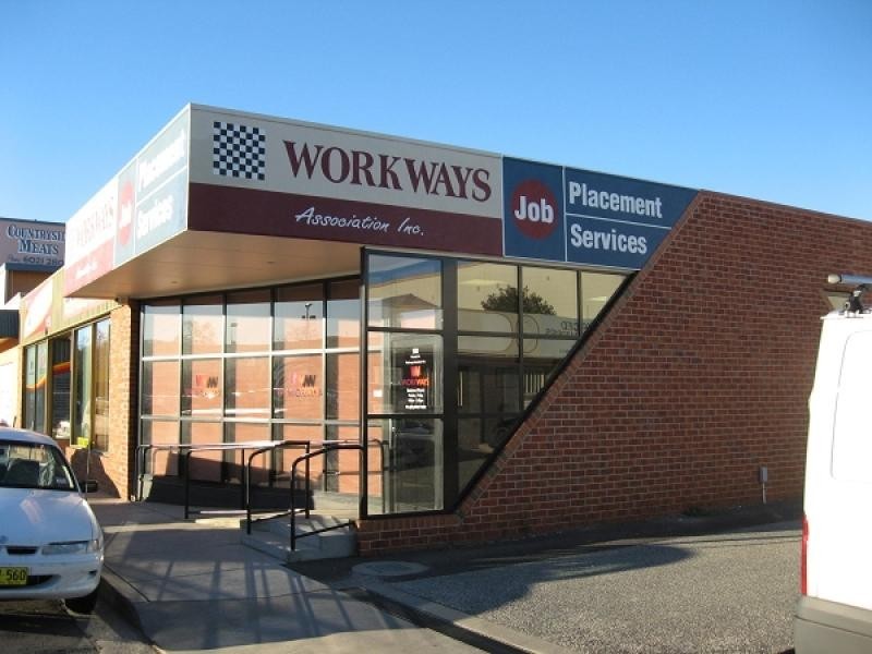 79 BATTEN STREET, Albury NSW 2640