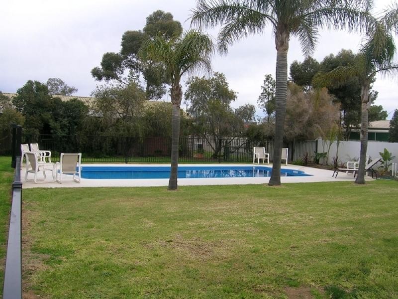 330 Honour Avenue, Corowa NSW 2646