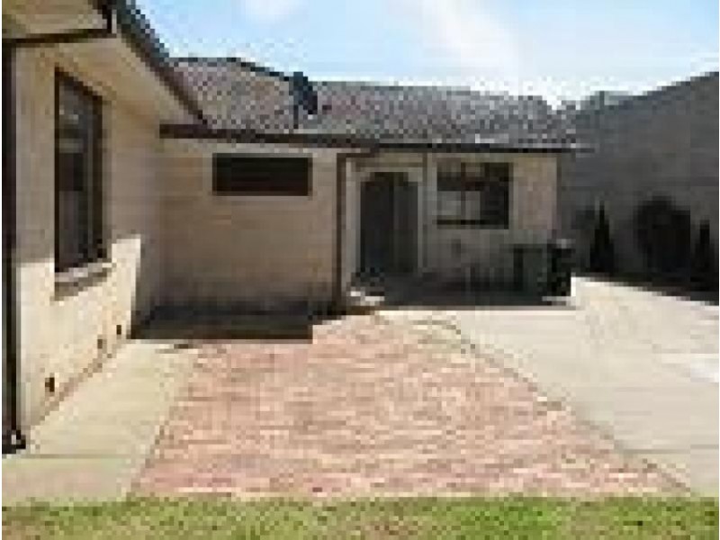 358 Urana Road, Lavington NSW 2641