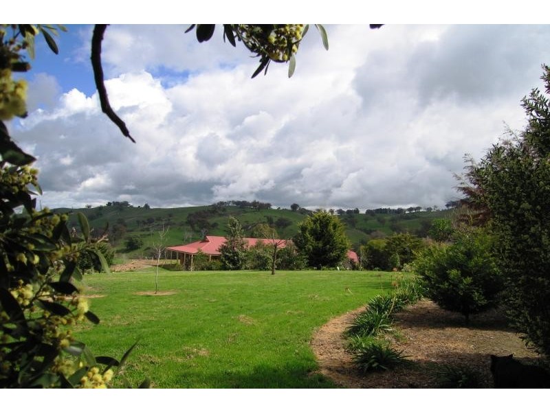 141 Flagstaff Road, Bethanga VIC 3691