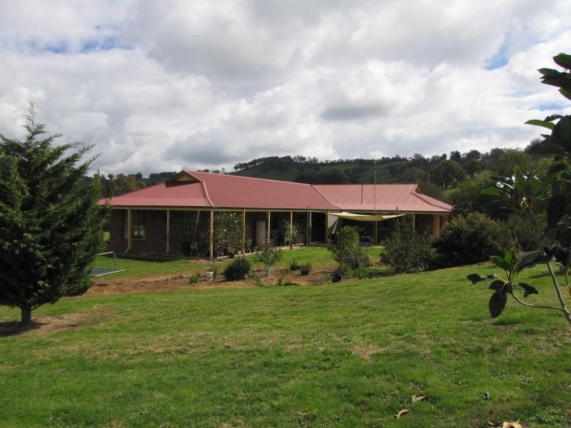 141 Flagstaff Road, Bethanga VIC 3691