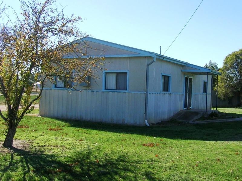1 Railway Street, Walla Walla NSW 2659