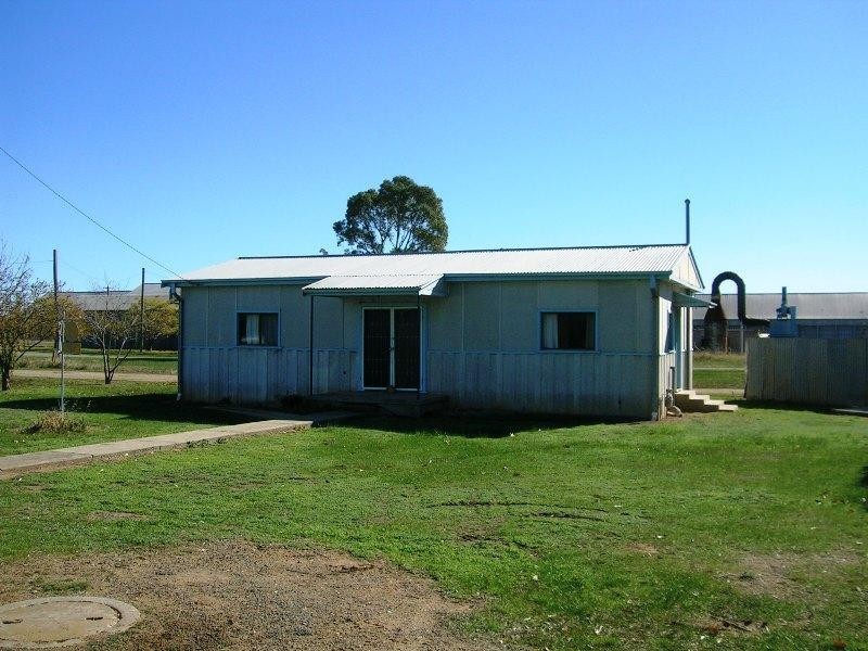 1 Railway Street, Walla Walla NSW 2659