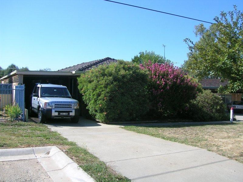 6/4 Huon Kiewa Road, Tangambalanga VIC 3691