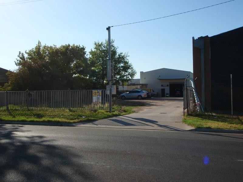 412 Griffith Road, Lavington NSW 2641