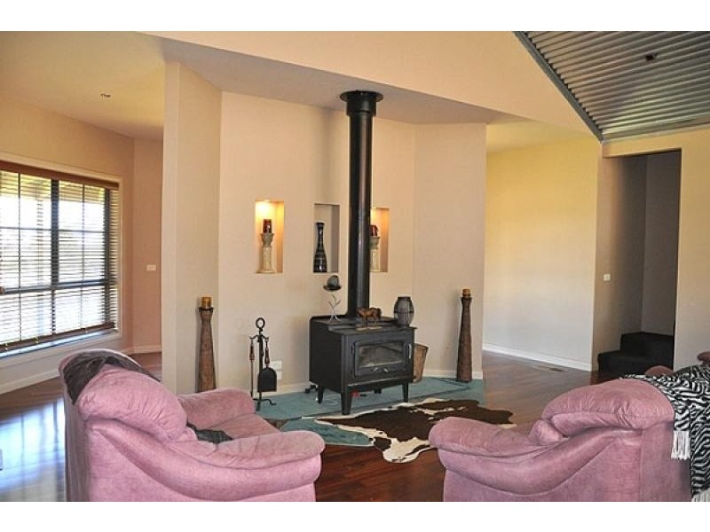 6 Swallow Lane, Jindera NSW 2642