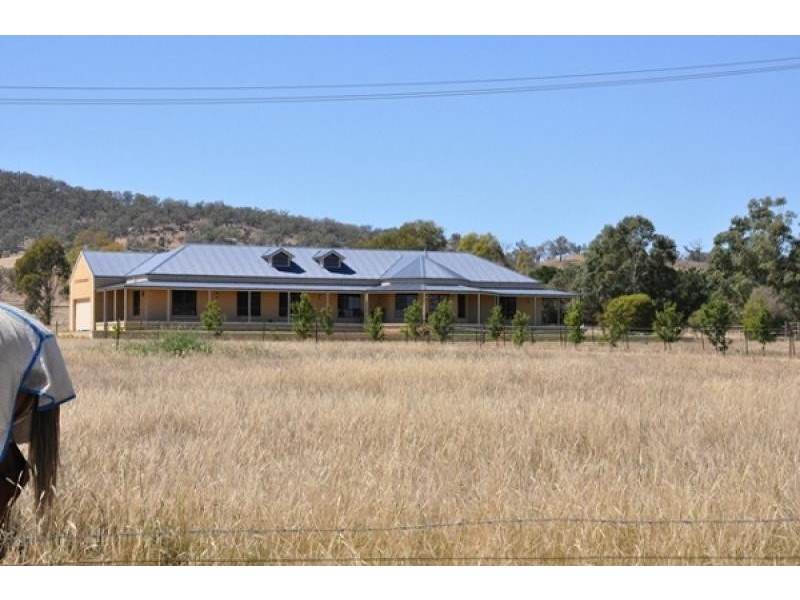 6 Swallow Lane, Jindera NSW 2642