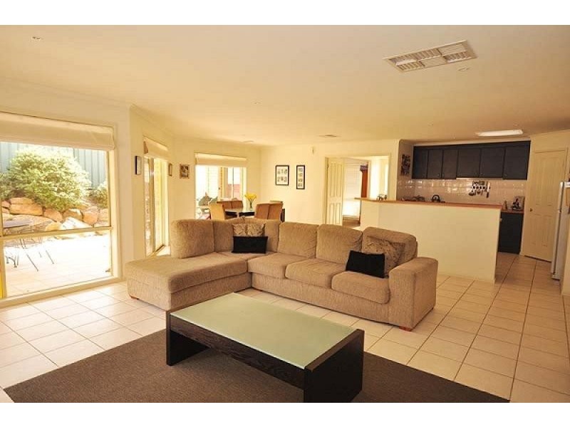 4 Grandeur Place, East Albury NSW 2640