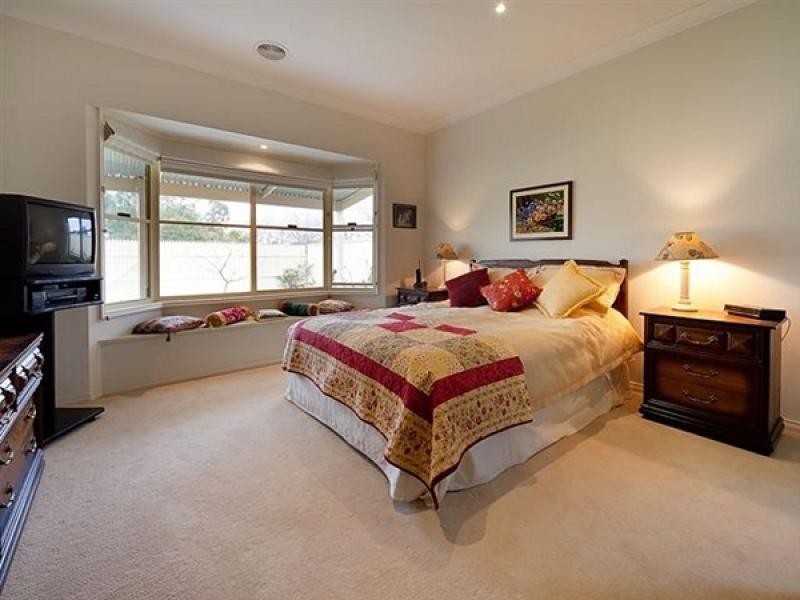 103 Hume Street, Howlong NSW 2643