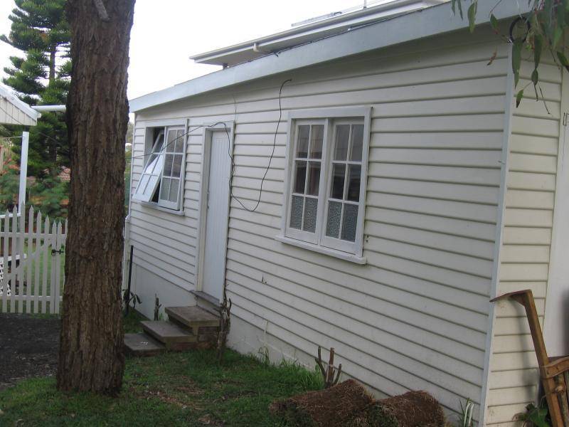 24 FIESTA CRESCENT, Copacabana NSW 2251