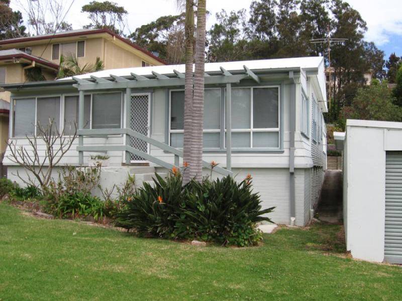 3 OCEANO STREET, Copacabana NSW 2251