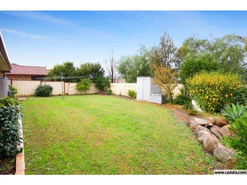 4 AMBROSE ST, Glendenning NSW 2761