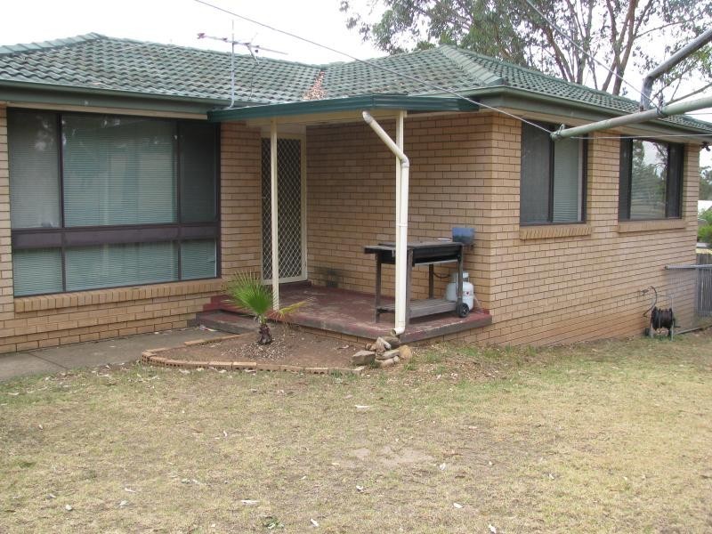 19 Coogan St, Dean Park NSW 2761