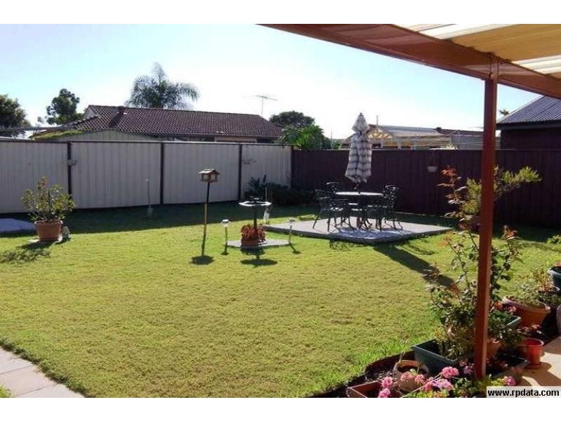 24 Gillian Crescent, Hassall Grove NSW 2761