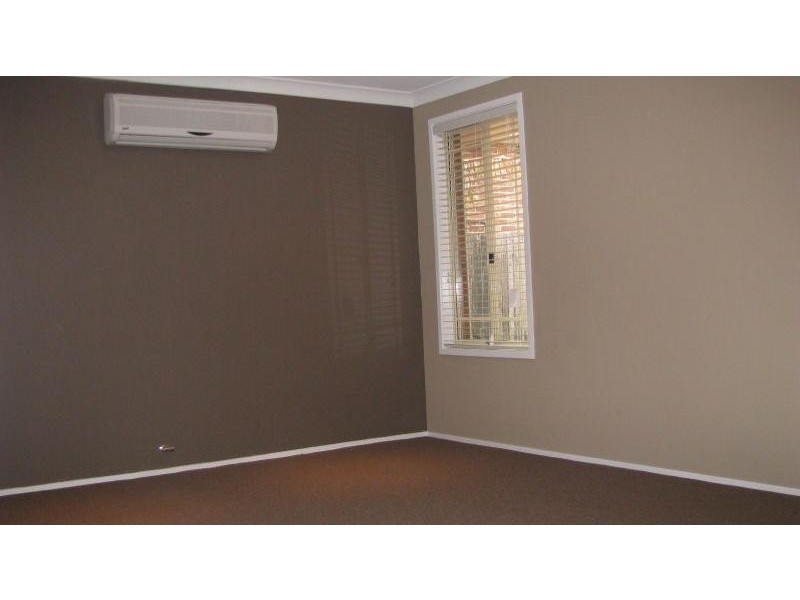 4 Gale Place, Oakhurst NSW 2761