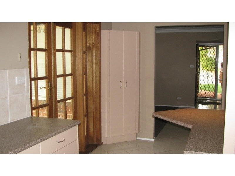 4 Gale Place, Oakhurst NSW 2761