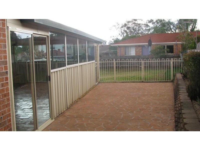 4 Gale Place, Oakhurst NSW 2761