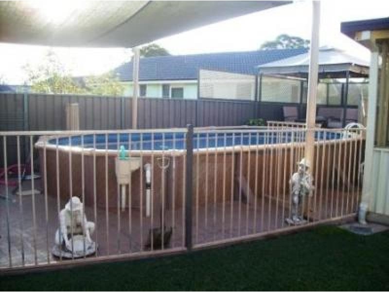 13 Riddell Crescent, Blackett NSW 2770