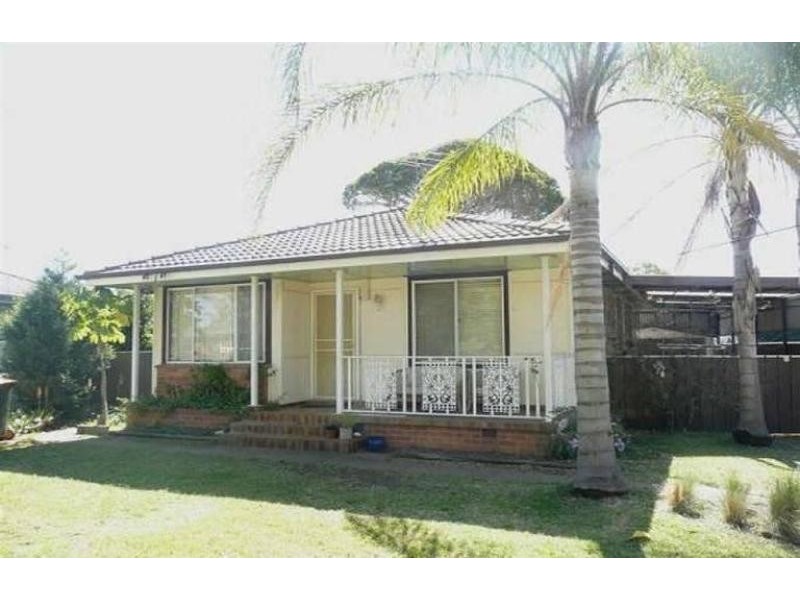 21 Tarawa Road, Lethbridge Park NSW 2770