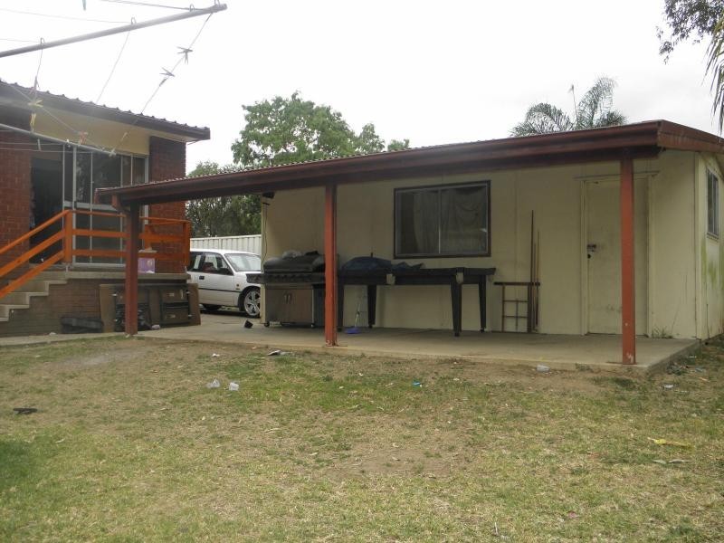 42 Barlow Street, Cambridge Park NSW 2747