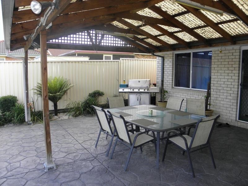 35 Willow Grove, Plumpton NSW 2761