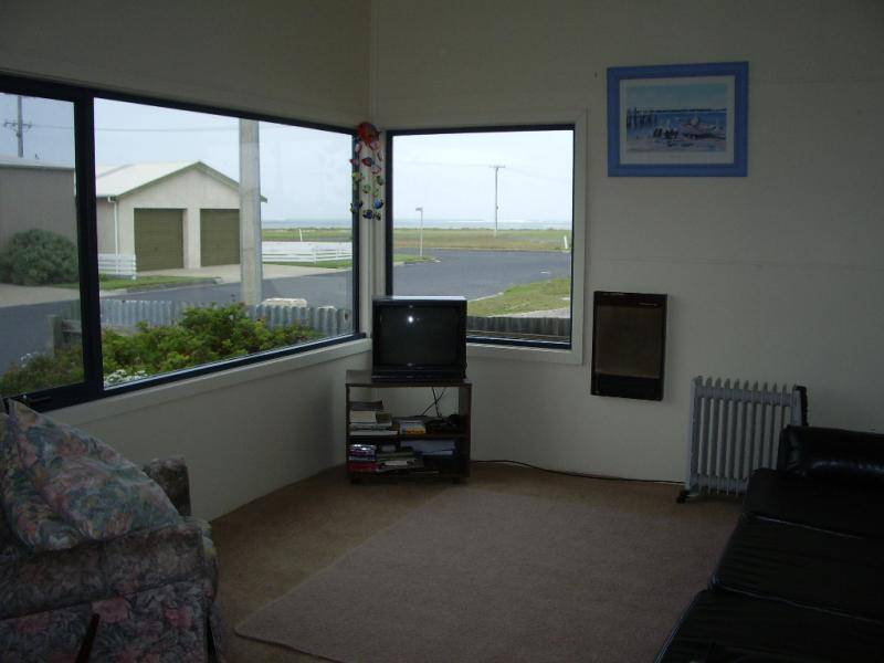 98 MEYLIN STREET, Port Macdonnell SA 5291