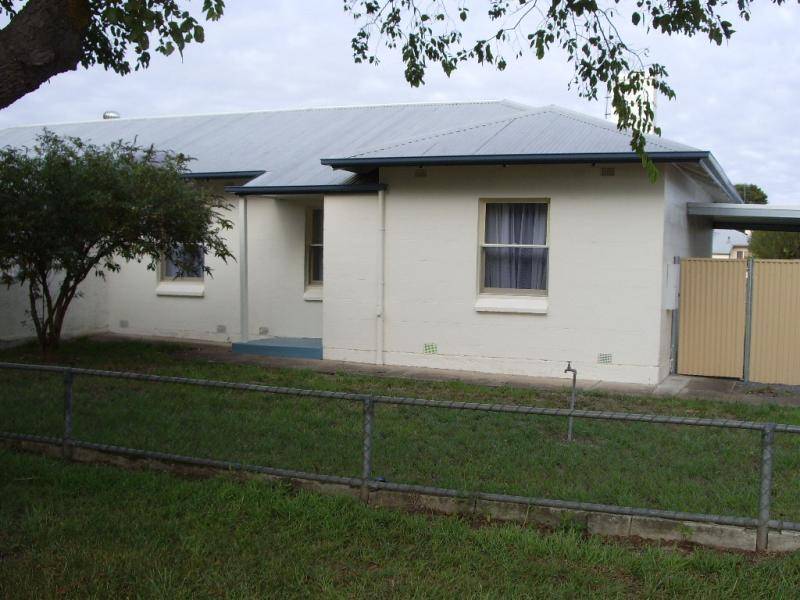 2 HOWARD STREET, Mount Gambier SA 5290