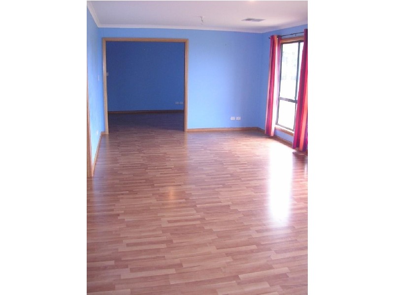 . ROBE ROAD, Penola SA 5277
