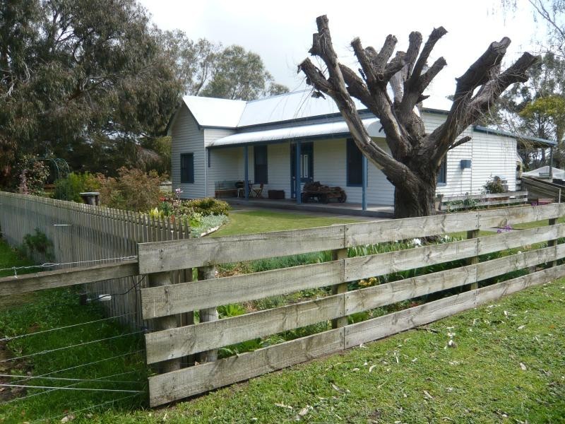 . LANGE ROAD, Yahl SA 5291