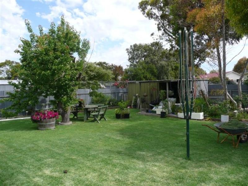 8 BOWERING STREET, Millicent SA 5280