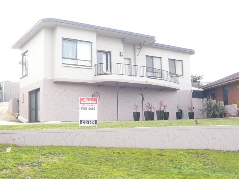 10 Sinclair Street, Mount Gambier SA 5290