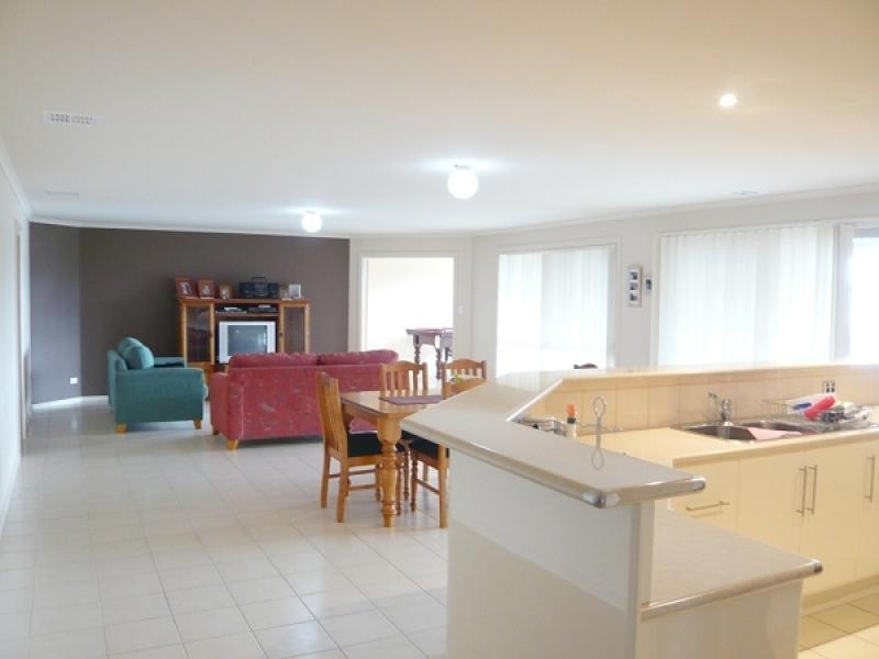 12 Kaleo Court, Mount Gambier SA 5290