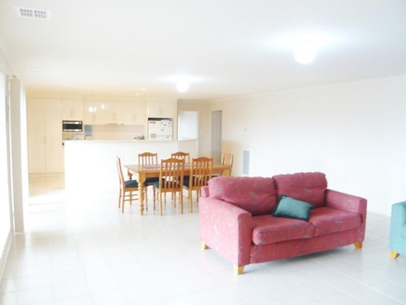 12 Kaleo Court, Mount Gambier SA 5290