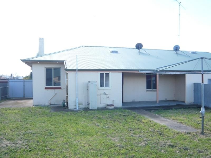 6 Newton Crescent, Mount Gambier SA 5290