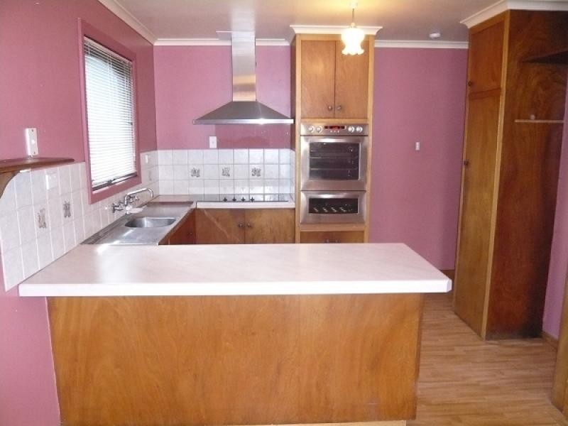 1 Peters Street, Tantanoola SA 5280