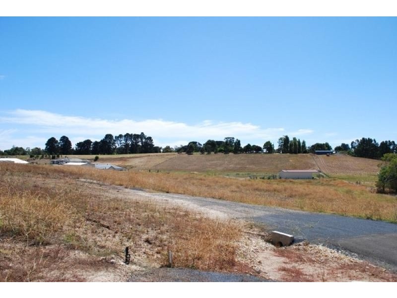 Lot 202 Attamurra Road, Mount Gambier SA 5290