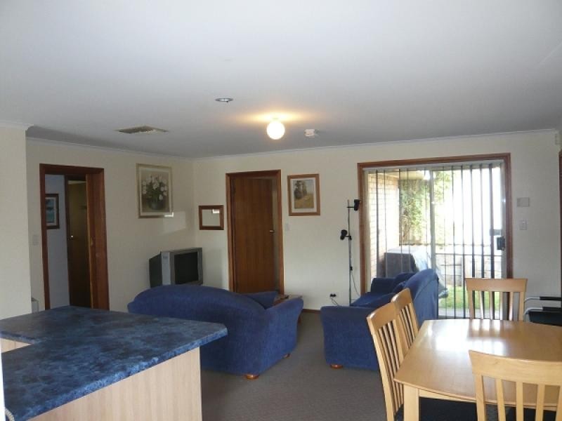 27 A Tolmie Street, Mount Gambier SA 5290