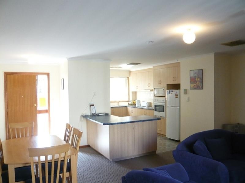 27 A Tolmie Street, Mount Gambier SA 5290