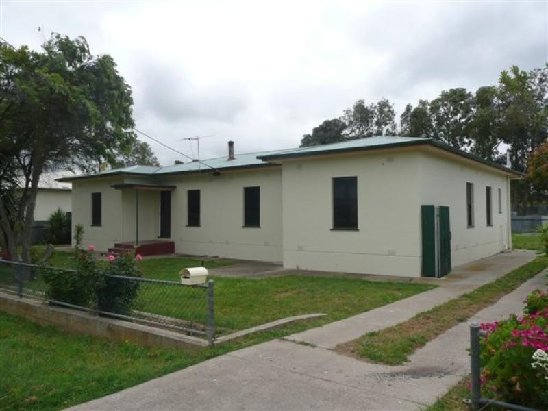 21-23 Degaris Street, Millicent SA 5280