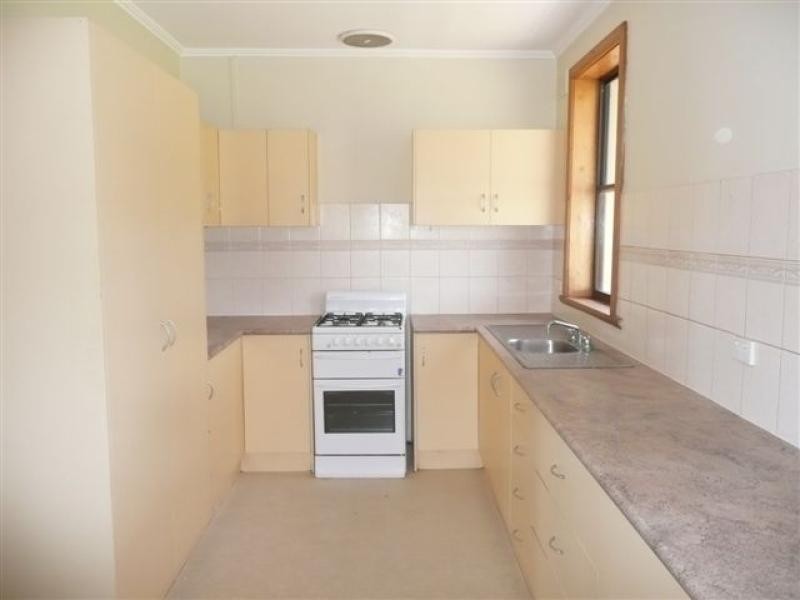 21-23 Degaris Street, Millicent SA 5280