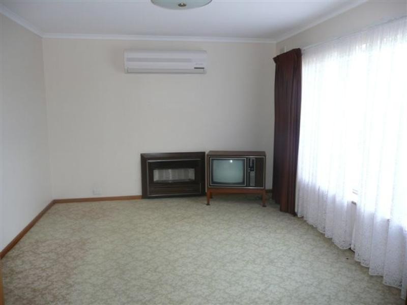 16 Stuckey Street, Millicent SA 5280