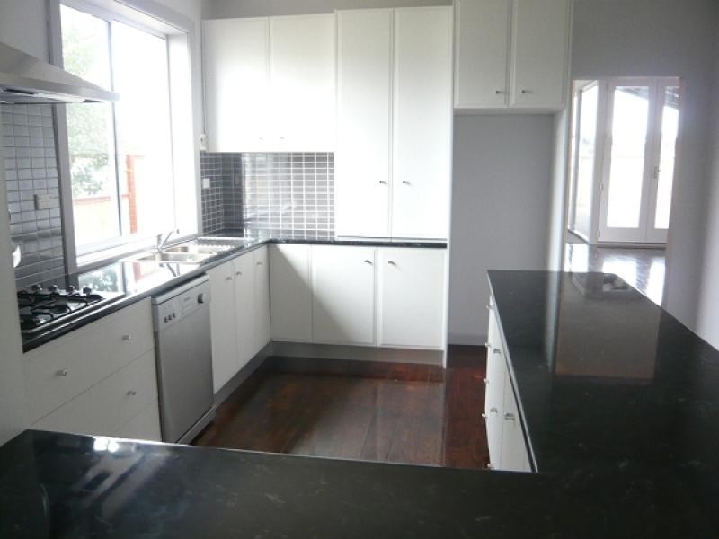 11 Yeates Street, Mount Gambier SA 5290