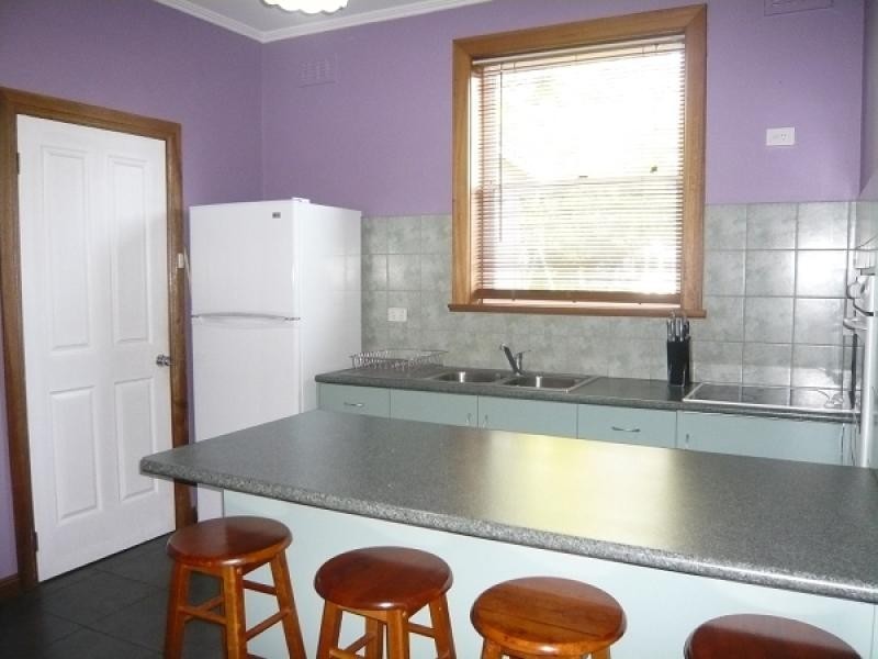 16 Holder Street, Mount Gambier SA 5290