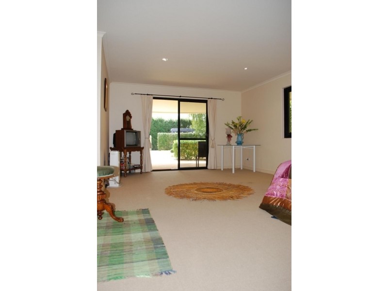 5 Sunnyside Drive, Mount Gambier SA 5290