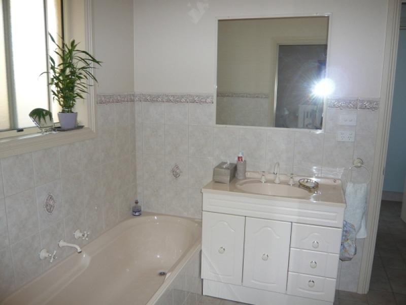 Unit 3, 32 Wehl Street North, Mount Gambier SA 5290