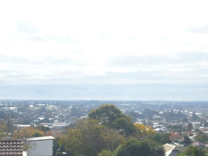 34 Lake Terrace West, Mount Gambier SA 5290