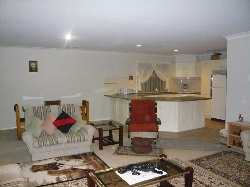 16 Locke Street, Mount Gambier SA 5290